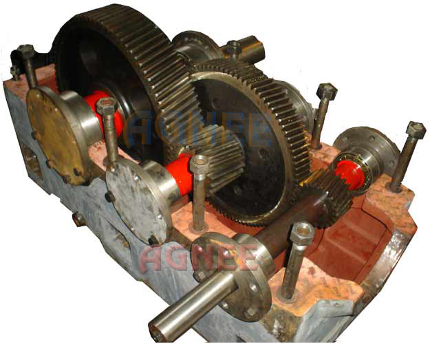 Internal Assembley of Helical Gearbox, H2-450 Helical Reduction Gear Box, Helical Gear Reducer